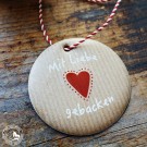 Geschenkanhänger mit Aufdruck. Das Band ist nicht Teil der Lieferung! 