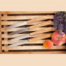 Opinel Messer mit Olivenholzgriff  (Lieferung ohne Dekoration - Foto: Opinel)