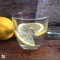 Das ist das Glas in 22 cl  - die Rillen in der Mitte findet man so auch in dem 9 cl Glas wieder (Beispielfoto)