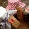 Geschenktipp! Die Weckgläser mit unseren Stoffquadraten und Geschenkanhängern hübsch verpacken!