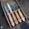 Opinel verpackt die 4 Teile in einem dekorativen Karton als Geschenkset.